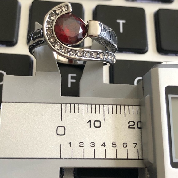 Ring - Picture 6 of 6